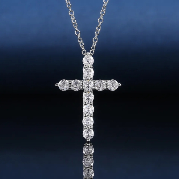 COPY - NEW CROSS PENDANT DIAMOND CHAIN NECKLACE - Picture 2 of 4